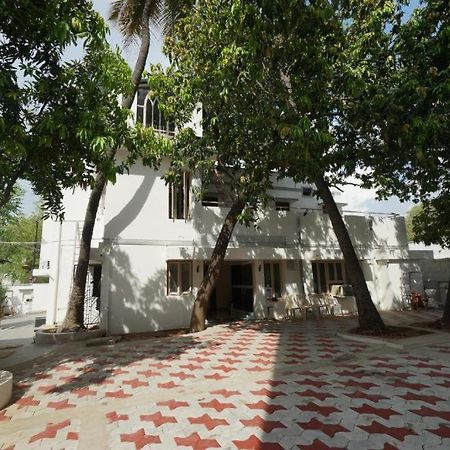 Sowmya Lodge Tiruchirappalli Exterior foto