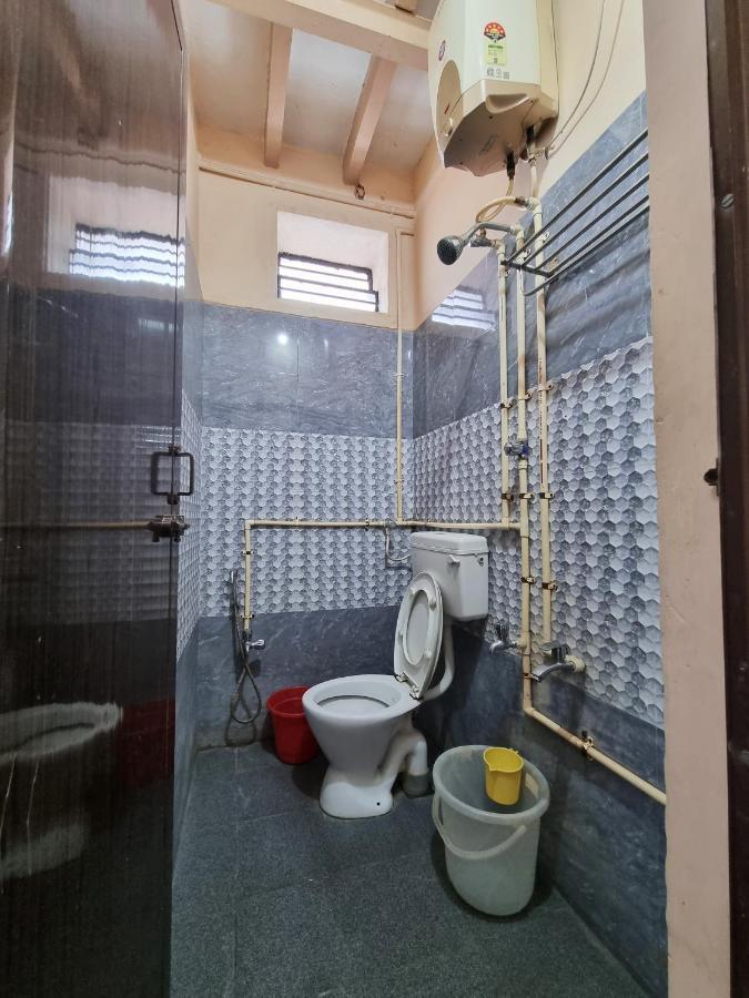 Sowmya Lodge Tiruchirappalli Exterior foto